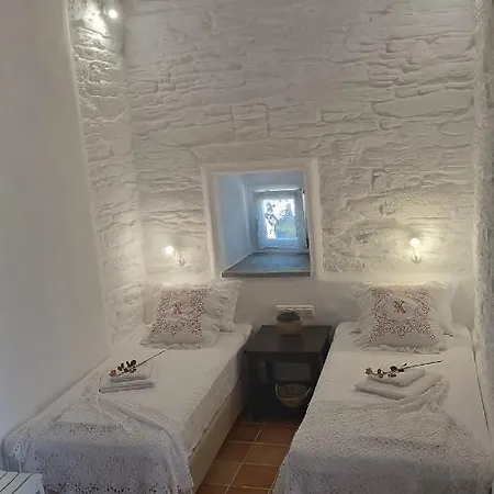 Est 1852 - Katoi Art Apartment Ándros