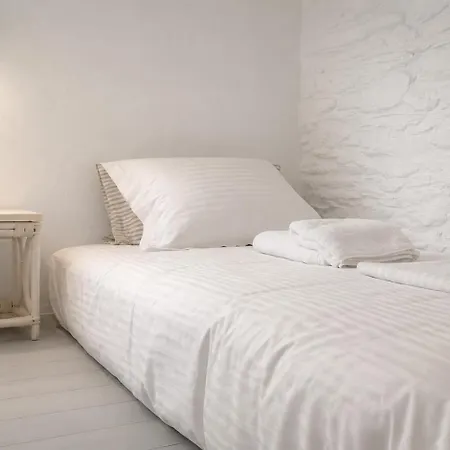 Est 1852 - Katoi Art Apartment *
