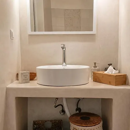 Apartment Est 1852 - Katoi Art *